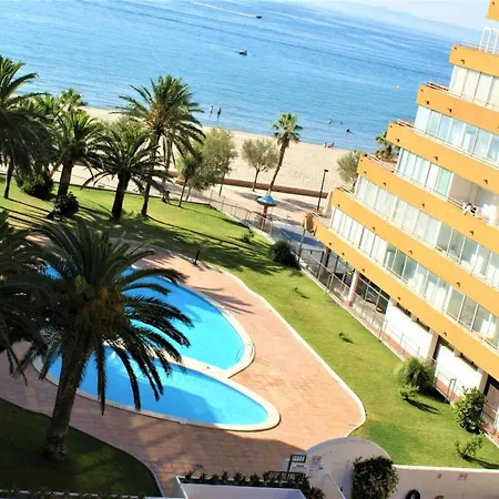 Con Vistas Al Mar Y A La Montana Roses